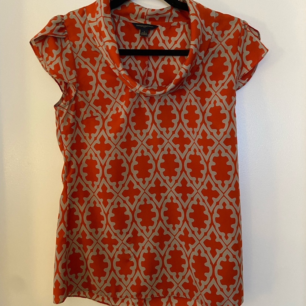 Banana Republic Cowl Neck, Cap sleeve with flutter in orange and tan